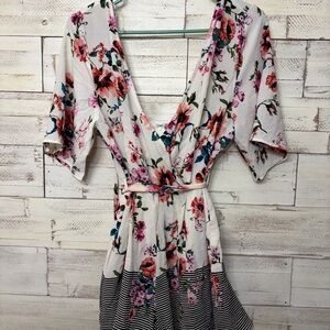 Floral V-Neck romper with Striped Hem three pink hearts XL